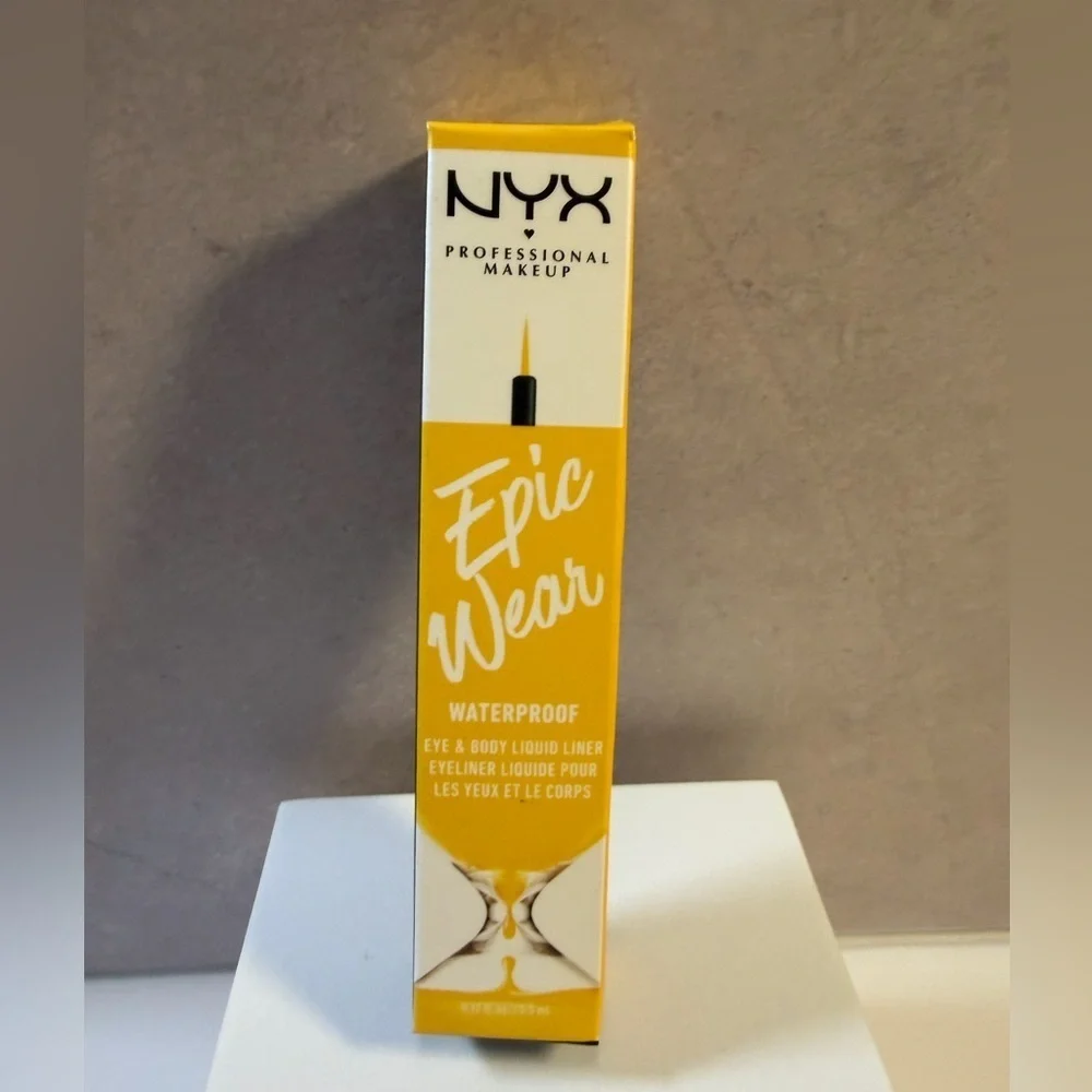 🩷5/$10 NYX Professional Makeup Eyeliner in Bright Yellow
